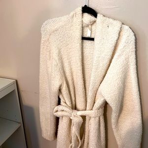 Skims fuzzy robe